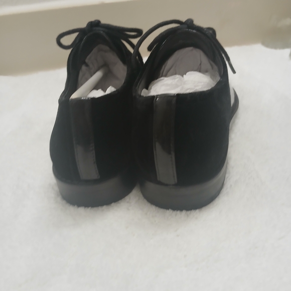 Gianni Bini Black Kids Dress Shoes - Picture 3 of 5